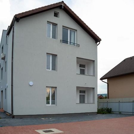 Solomon Apartments Ap 2 Sîngeorgiu de Mureş المظهر الخارجي الصورة