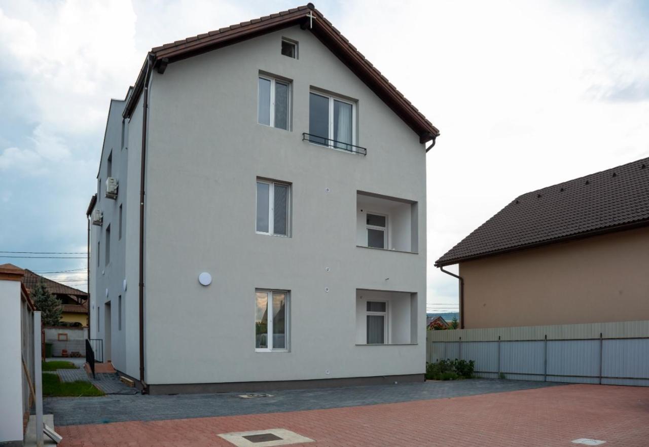 Solomon Apartments Ap 2 Sîngeorgiu de Mureş المظهر الخارجي الصورة